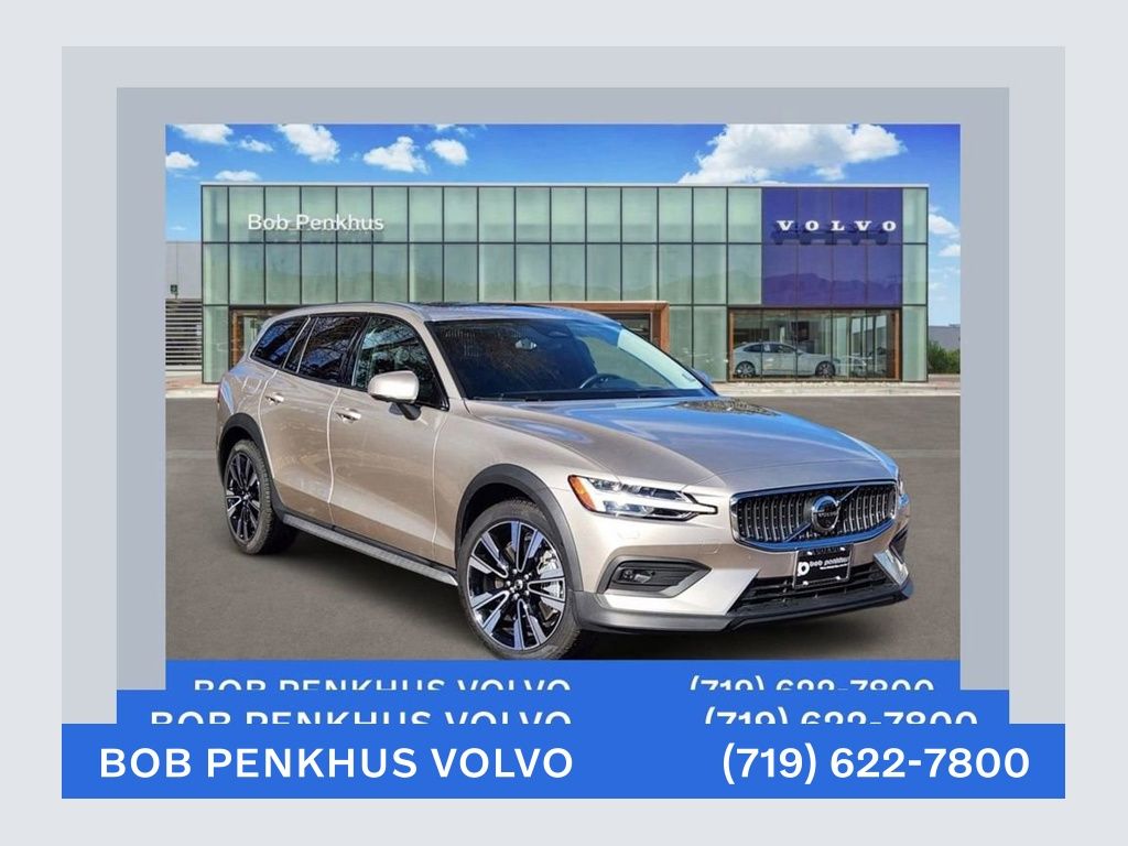 2025 Volvo V60 Cross Country B5 Ultra AWD