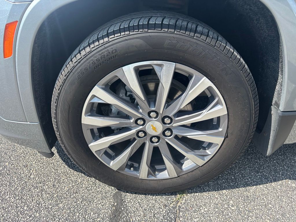 Used 2023 Chevrolet Traverse SUV