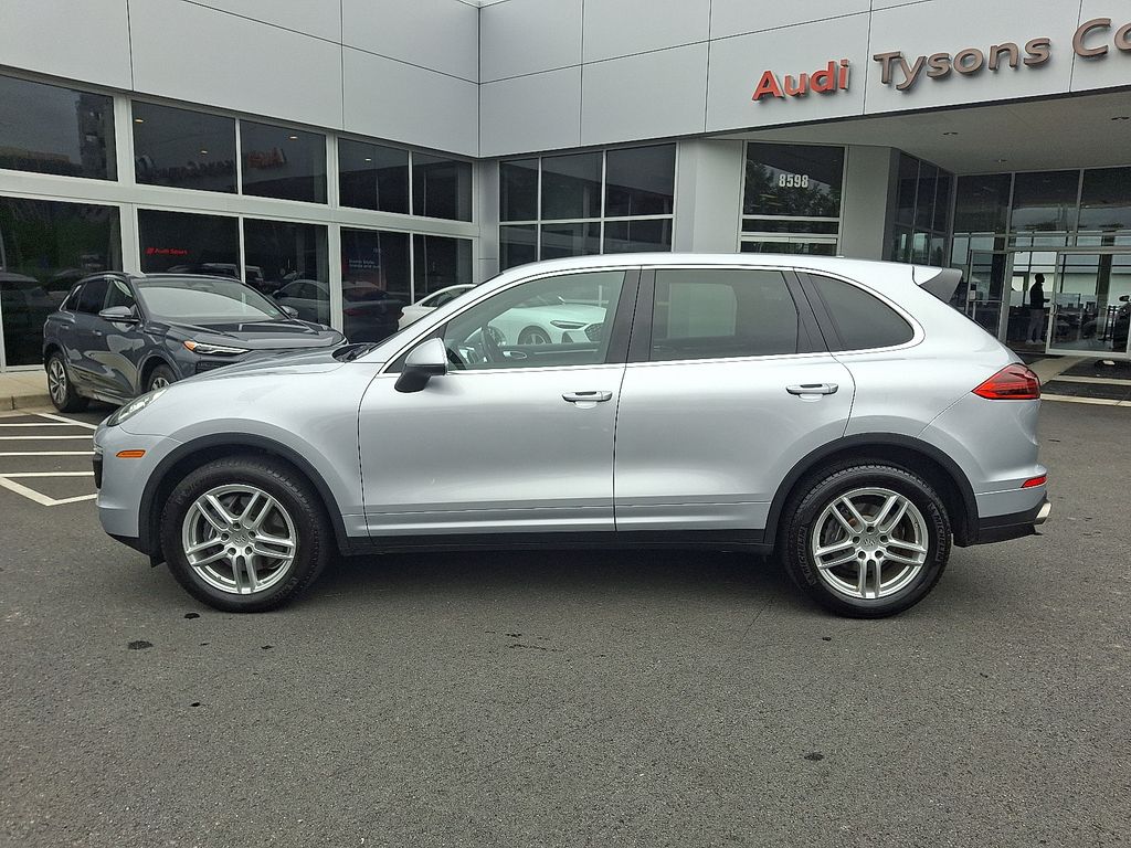 Thumbnail: 2015 Porsche Cayenne - 7