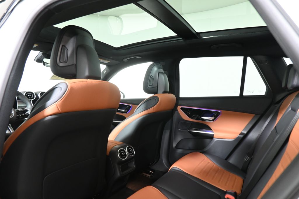 Thumbnail: 2025 Mercedes-Benz GLC - 25