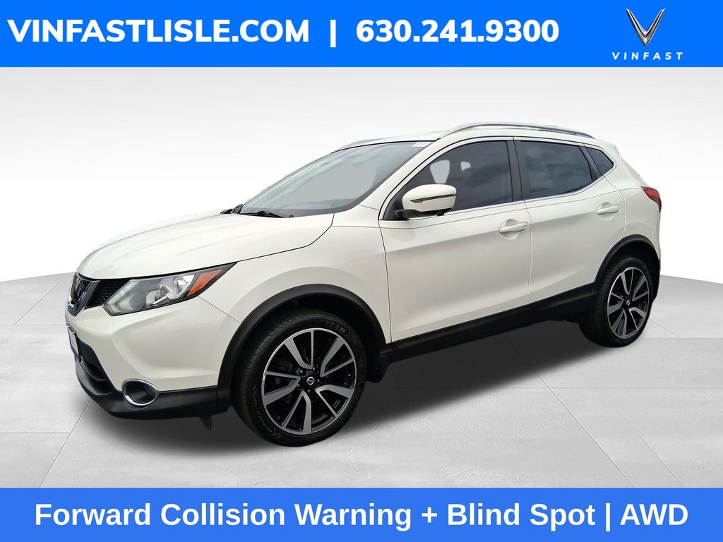 Pearl White 2017 Nissan Rogue Sport SUV / Crossover All-Wheel Drive Continuously Variable Transmission
