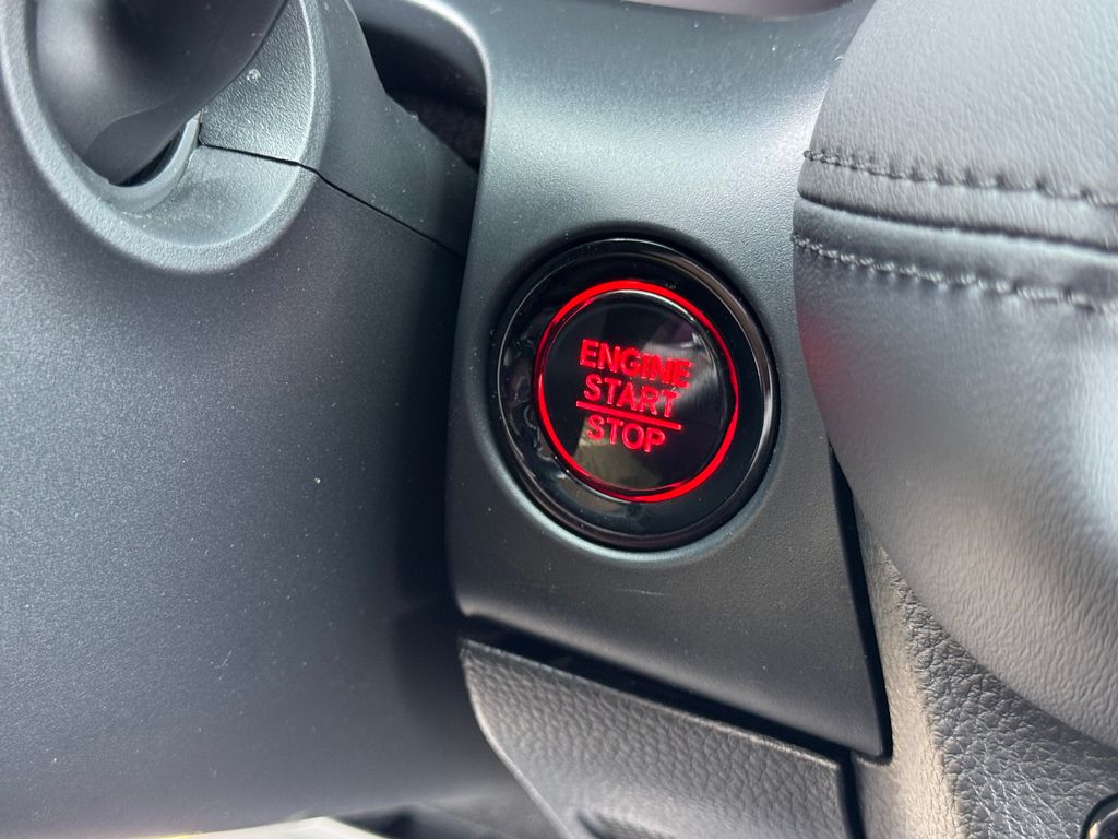 2025 Honda HR-V AWD LX