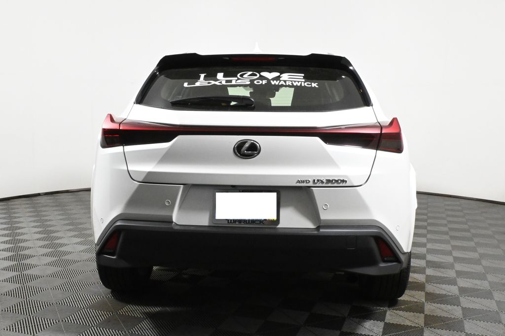 Thumbnail: 2025 Lexus UX - 6