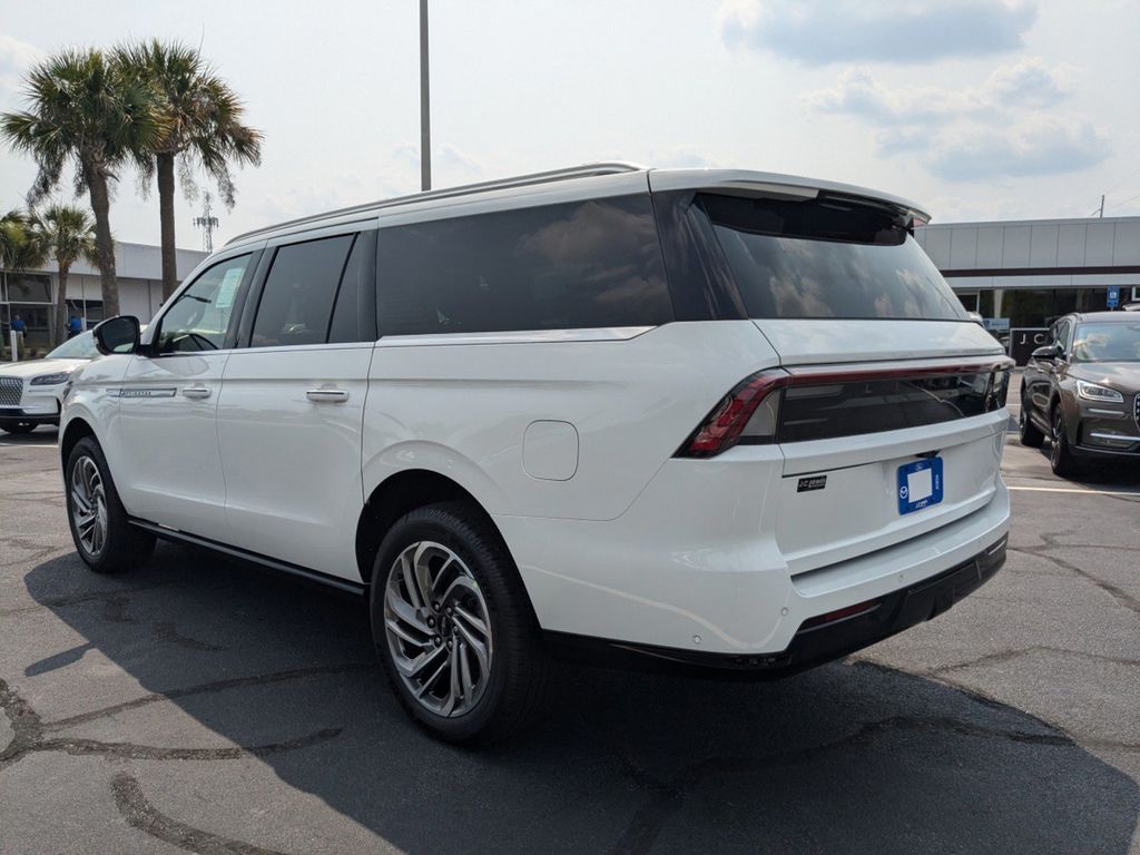2025 Lincoln Navigator L Reserve