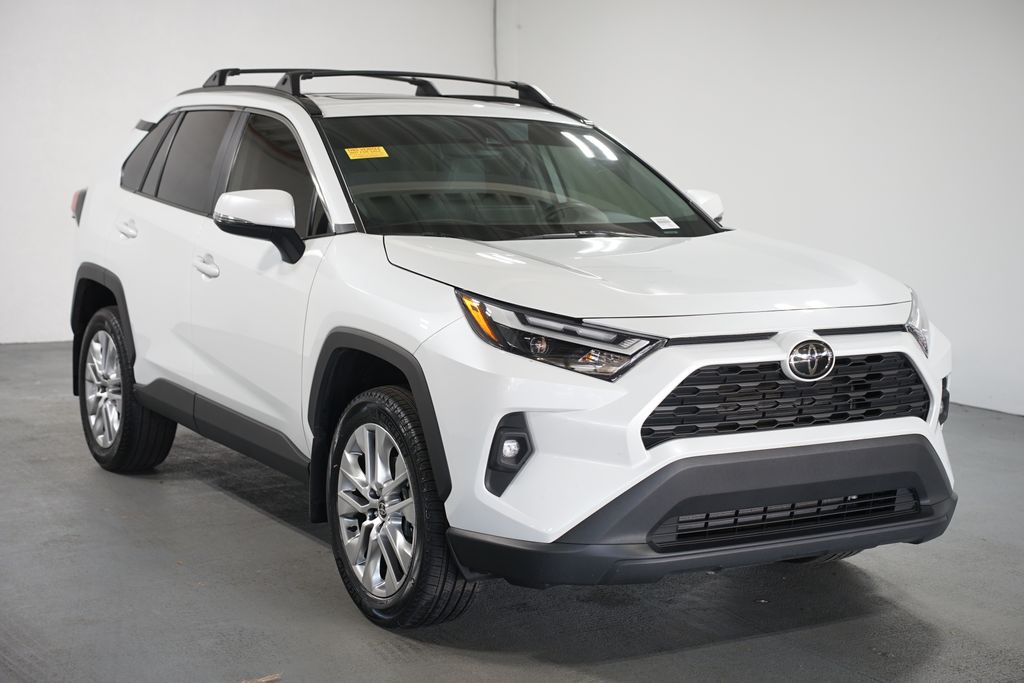 Thumbnail: 2024 Toyota RAV4 - 3
