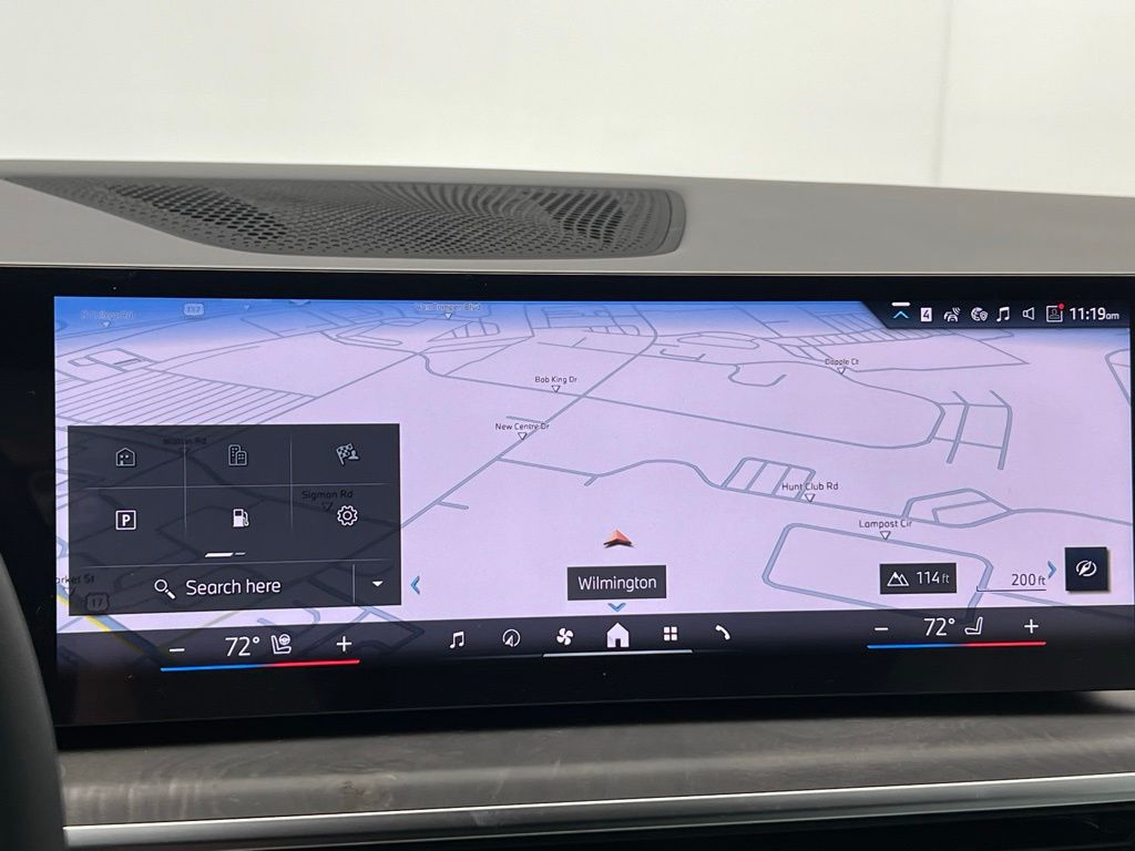 Thumbnail: 2026 BMW X5 - 13