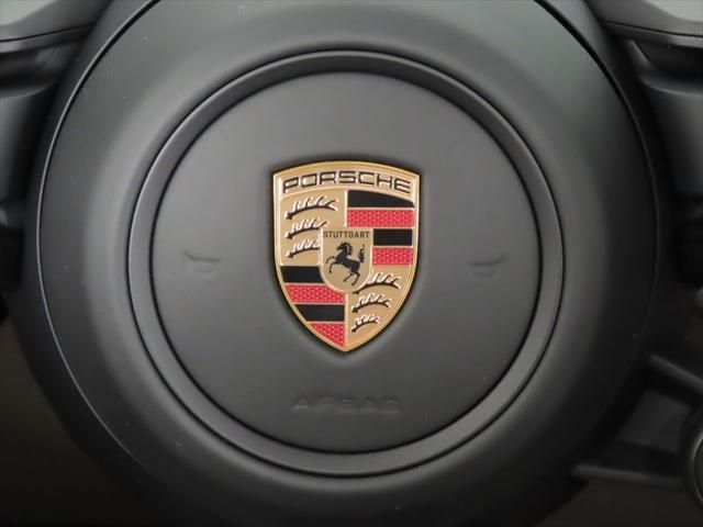 Thumbnail: 2025 Porsche Macan - 21