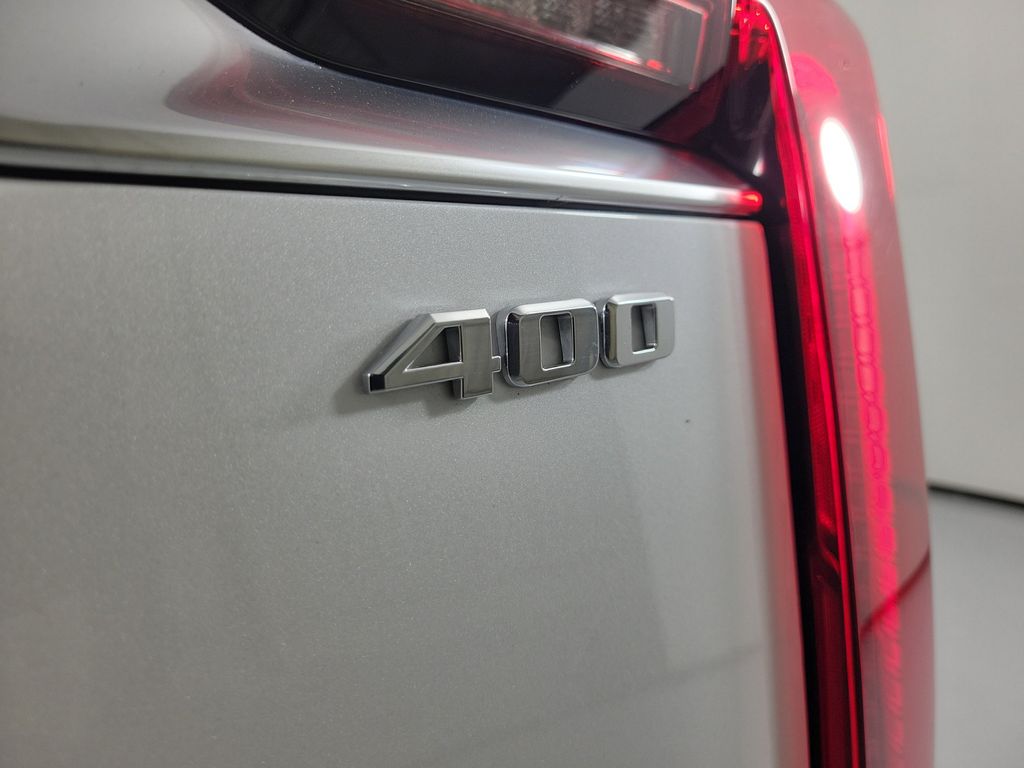 2024 Cadillac XT6 Premium Luxury - 4