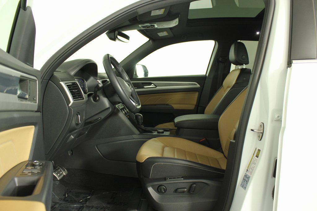 Thumbnail: 2021 Volkswagen Atlas - 9