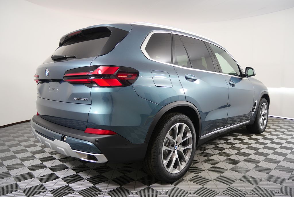 Thumbnail: 2026 BMW X5 - 3
