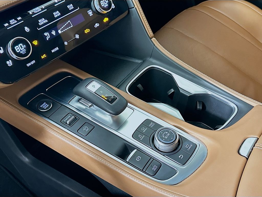 Thumbnail: 2022 INFINITI QX60 - 17