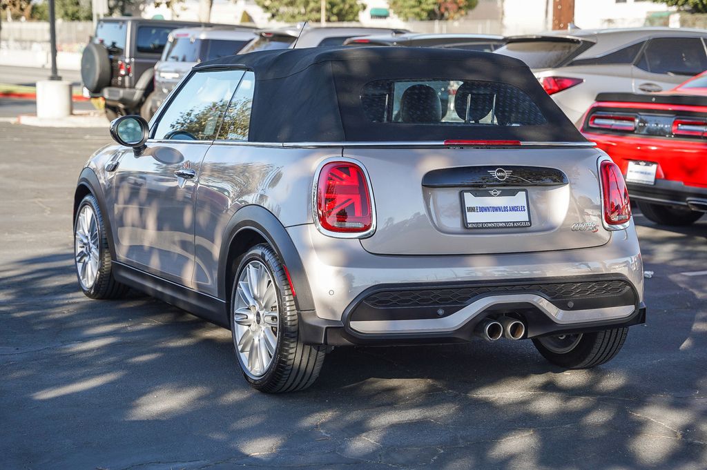 2022 MINI Cooper S Signature 19