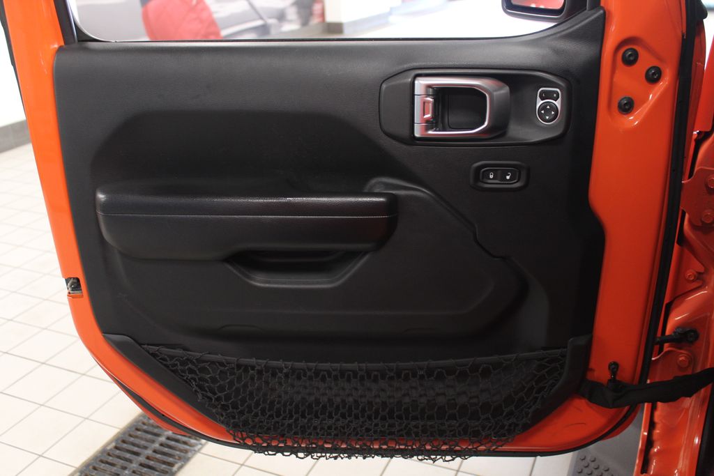 Thumbnail: 2018 Jeep Wrangler - 11