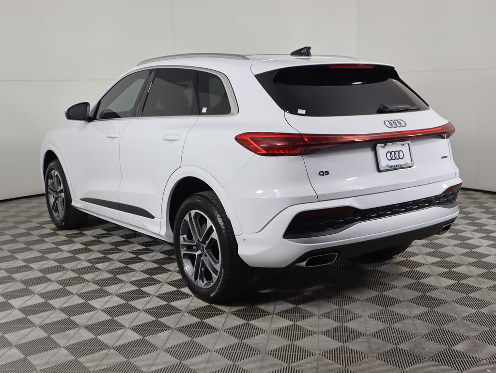 Thumbnail: 2025 Audi Q5 - 8