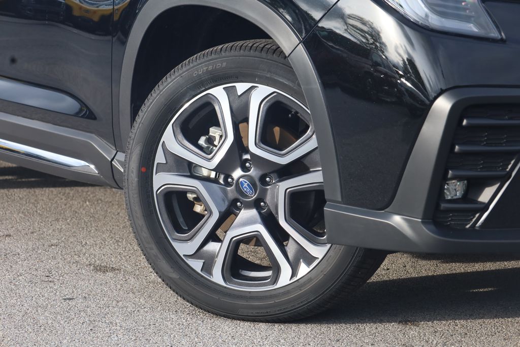 used 2025 Subaru Ascent car, priced at $45,520