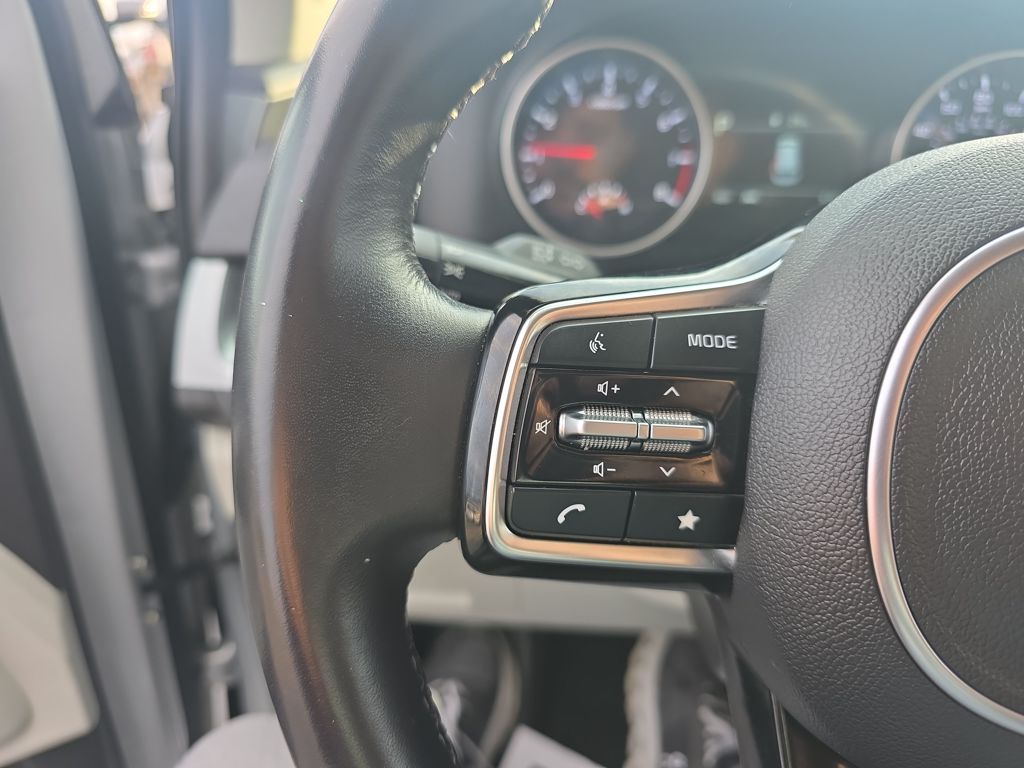 Certified Used 2023 Gray Kia LX image 22