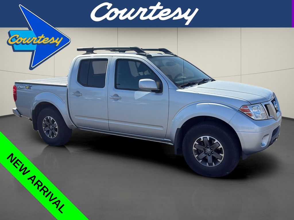 Brilliant Silver 2017 Nissan Frontier PRO-4X Crew Cab 4WD Pickup Truck Four-Wheel Drive 5-Speed Automatic Overdrive
