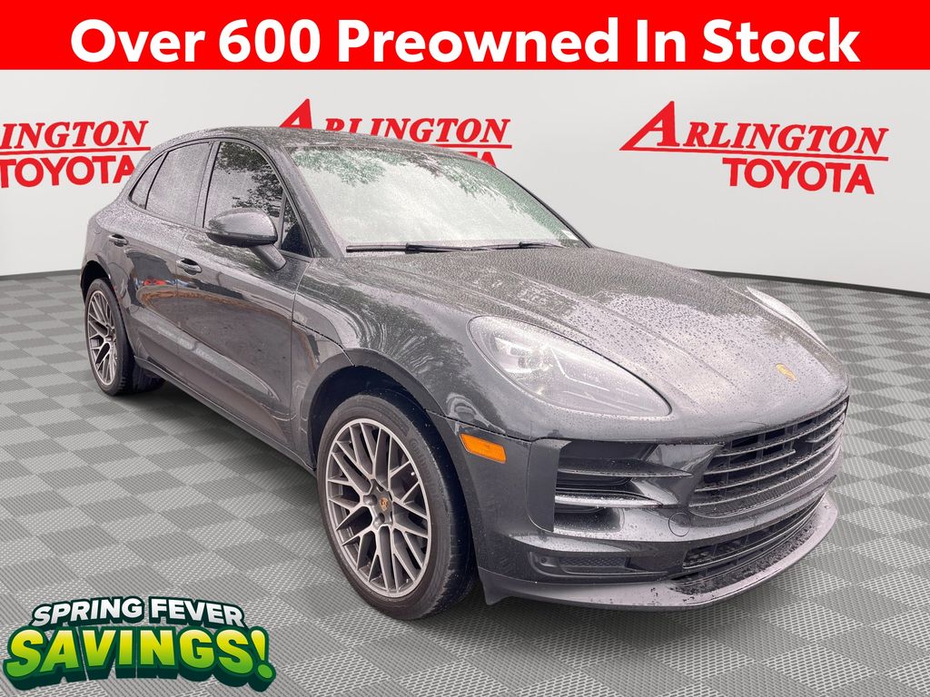 Gray (Volcano Grey Metallic) 2020 Porsche Macan AWD SUV / Crossover All-Wheel Drive 7-Speed Automatic