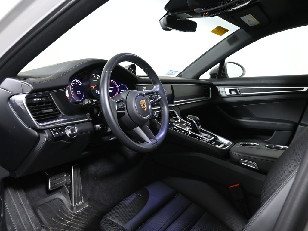 Thumbnail: 2023 Porsche Panamera - 4