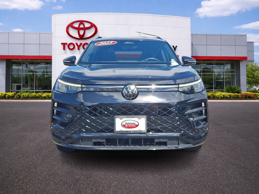 Thumbnail: 2025 Volkswagen Tiguan - 2