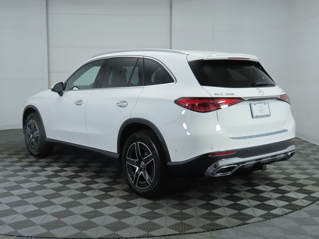 Thumbnail: 2026 Mercedes-Benz GLC - 7