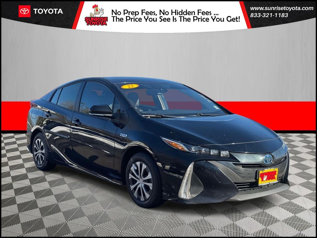 2022 Toyota Prius Prime XLE's photo