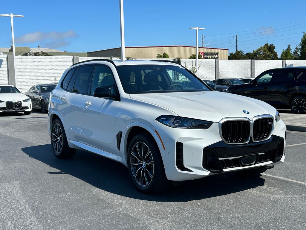 2025 BMW X5 M60i 7