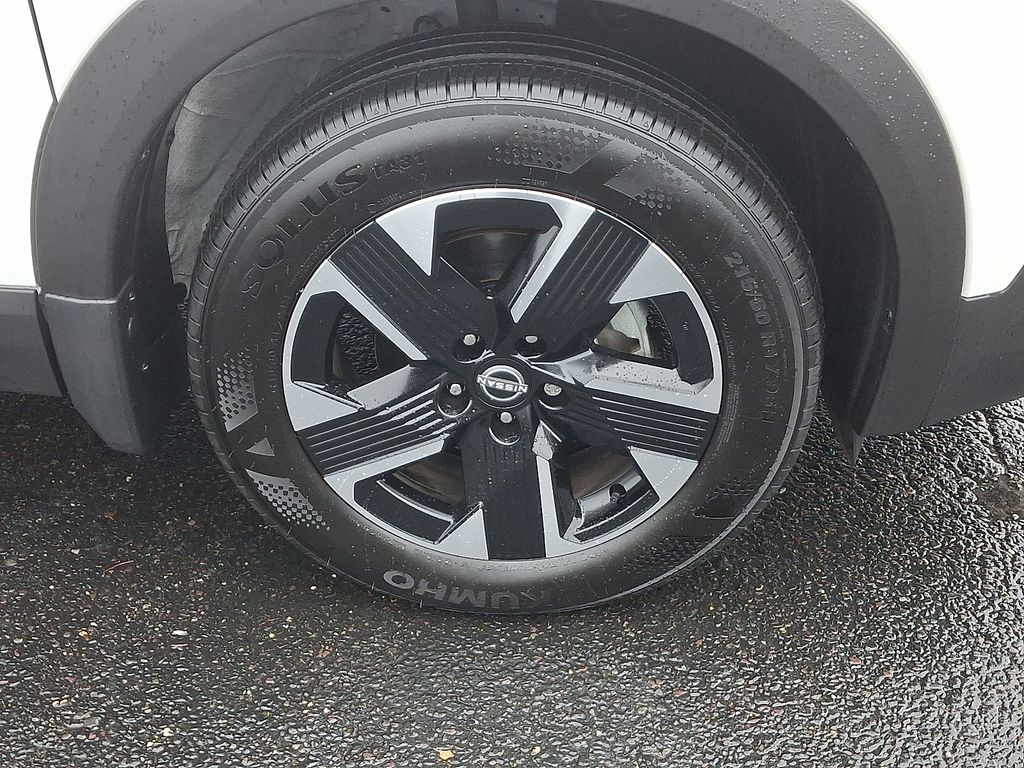 Thumbnail: 2025 Nissan Kicks - 8