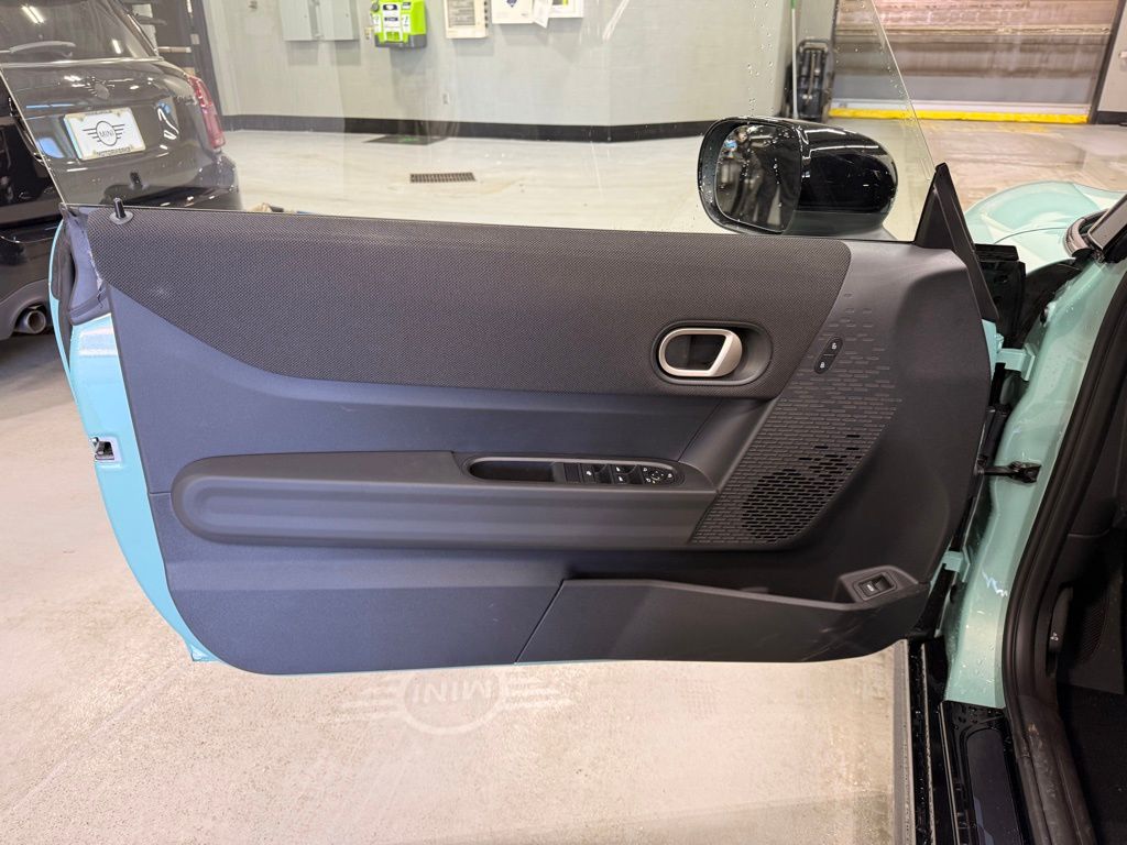 Thumbnail: 2026 MINI Cooper - 10