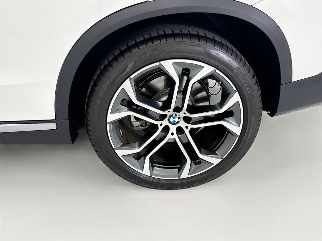 Thumbnail: 2026 BMW X5 - 30