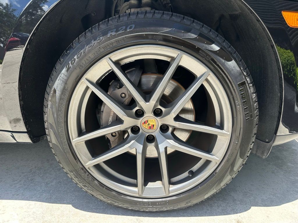 Thumbnail: 2023 Porsche Macan - 15