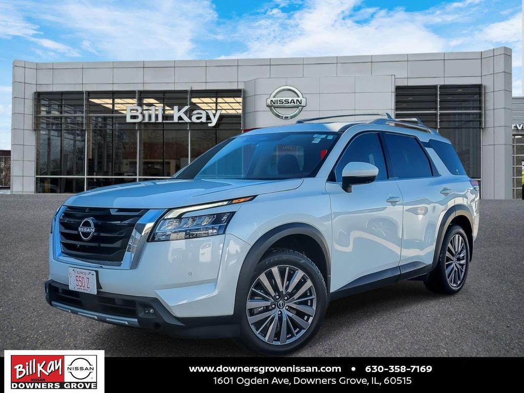 2023 Nissan Pathfinder SL 4WD