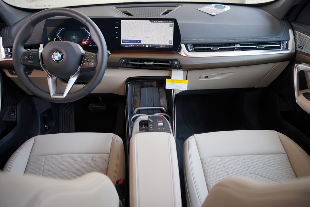 Thumbnail: 2025 BMW X1 - 12