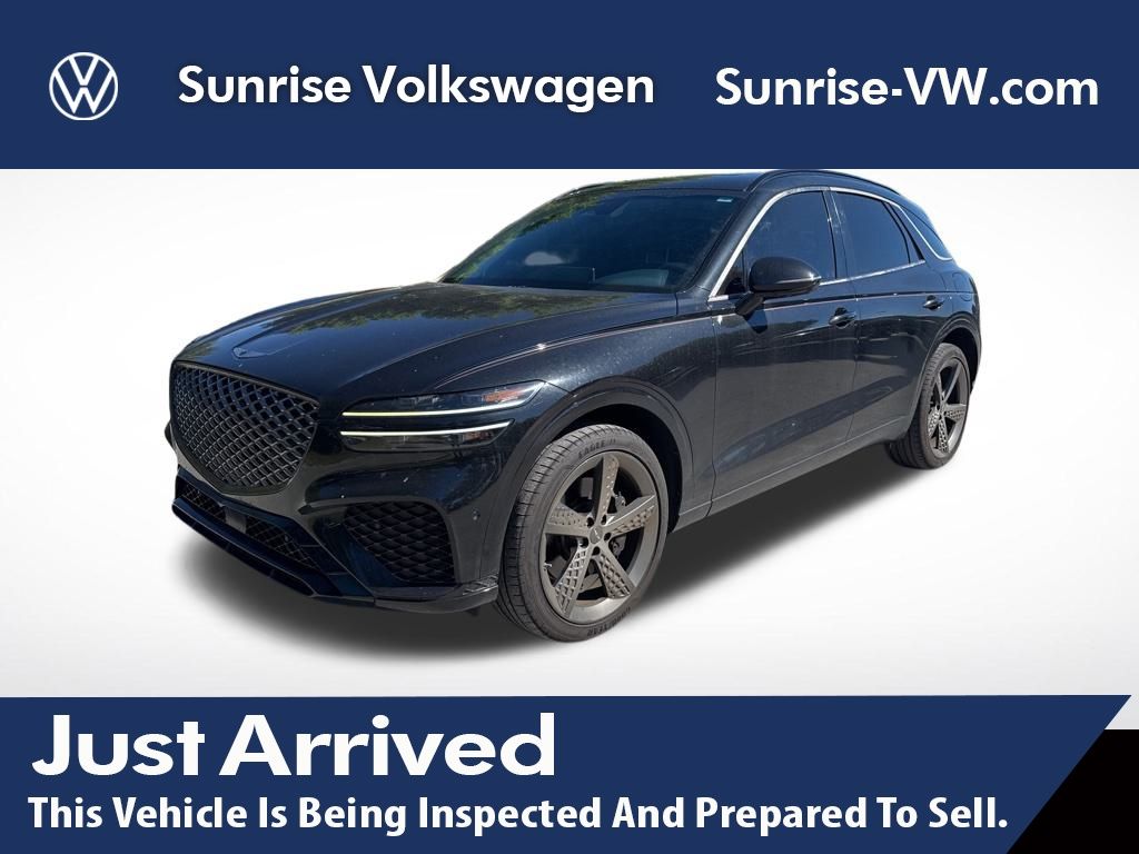 2023 GENESIS GV70 Standard