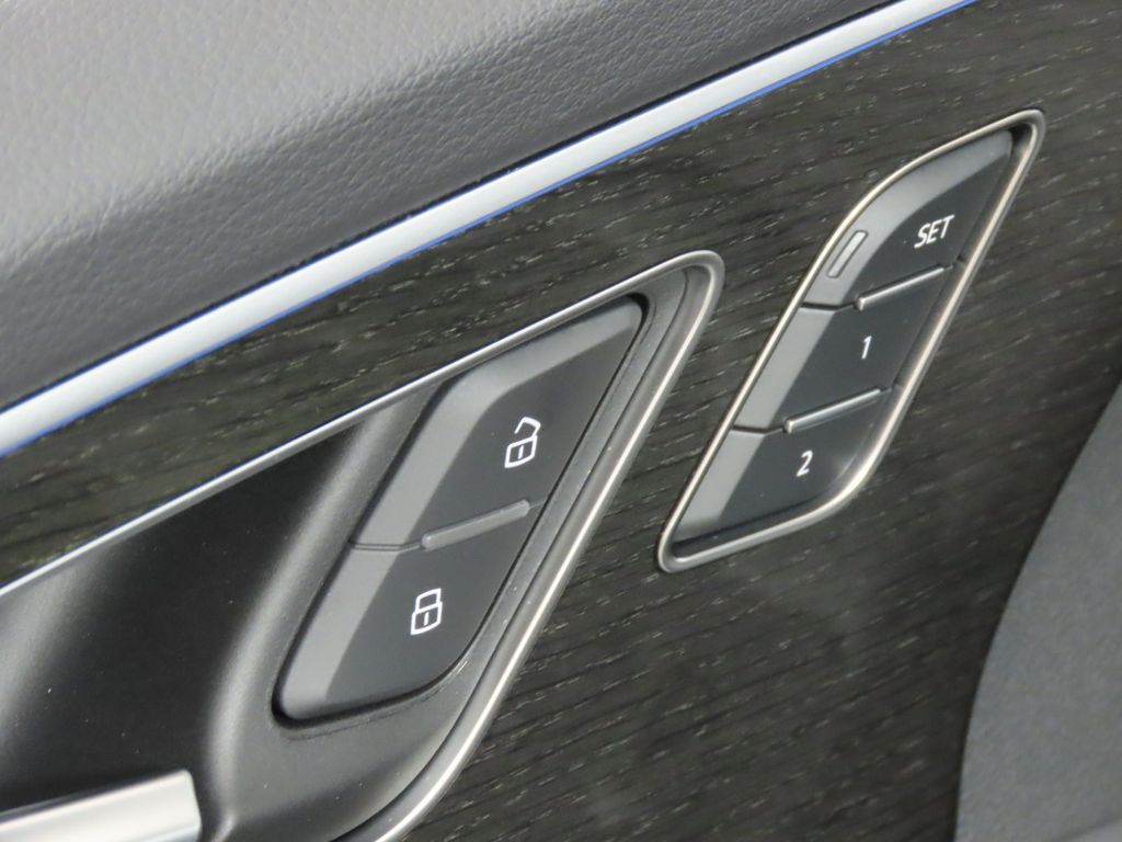 Thumbnail: 2026 Audi Q7 - 29