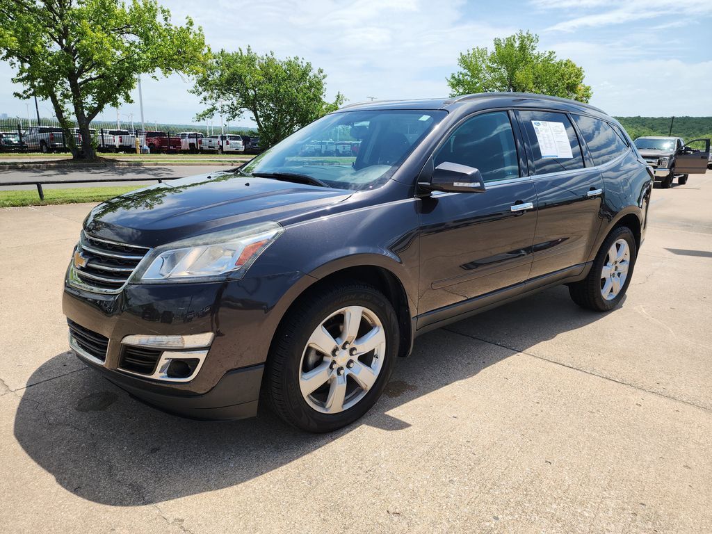 2017 Chevrolet Traverse LT photo