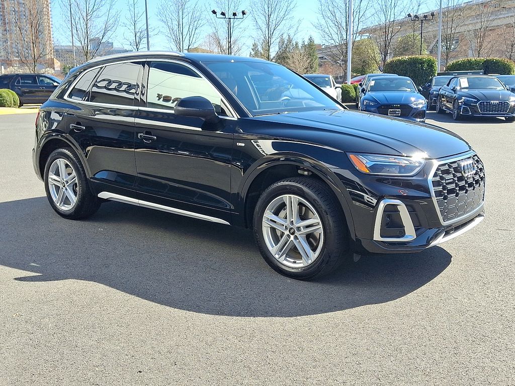 Thumbnail: 2025 Audi Q5 - 3