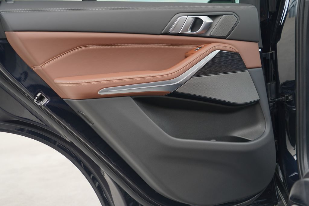 Thumbnail: 2026 BMW X5 - 31