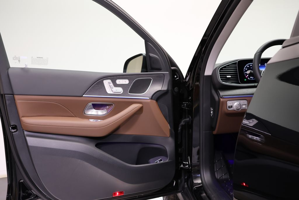 Thumbnail: 2026 Mercedes-Benz GLE - 31