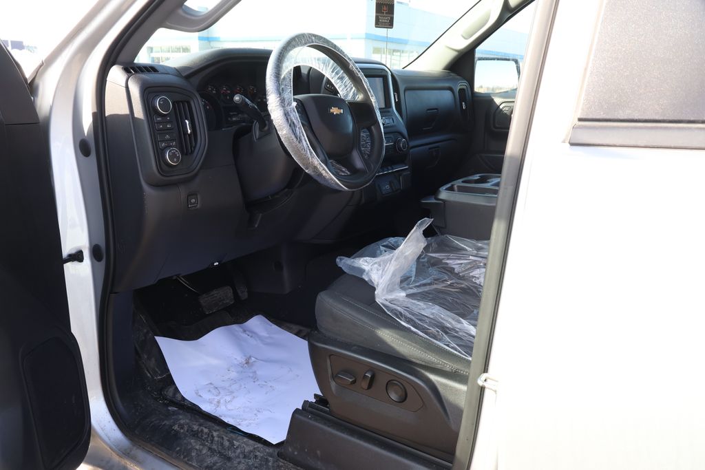 Thumbnail: 2022 Chevrolet Silverado 1500 - 12