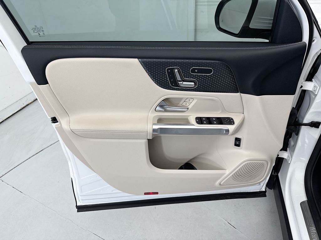 Certified Used 2025 White Mercedes-Benz GLB 250 image 22