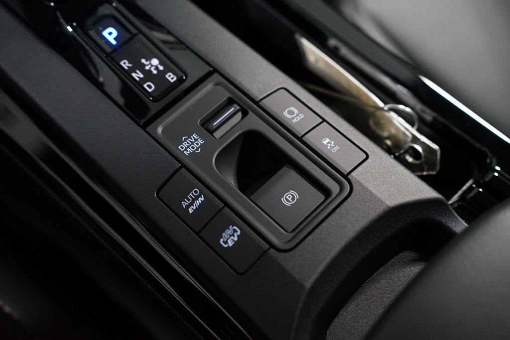 Thumbnail: 2026 Toyota Prius - 23