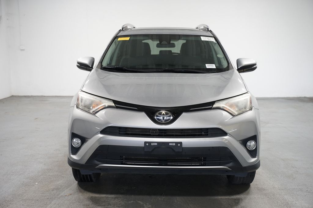 Thumbnail: 2018 Toyota RAV4 - 2