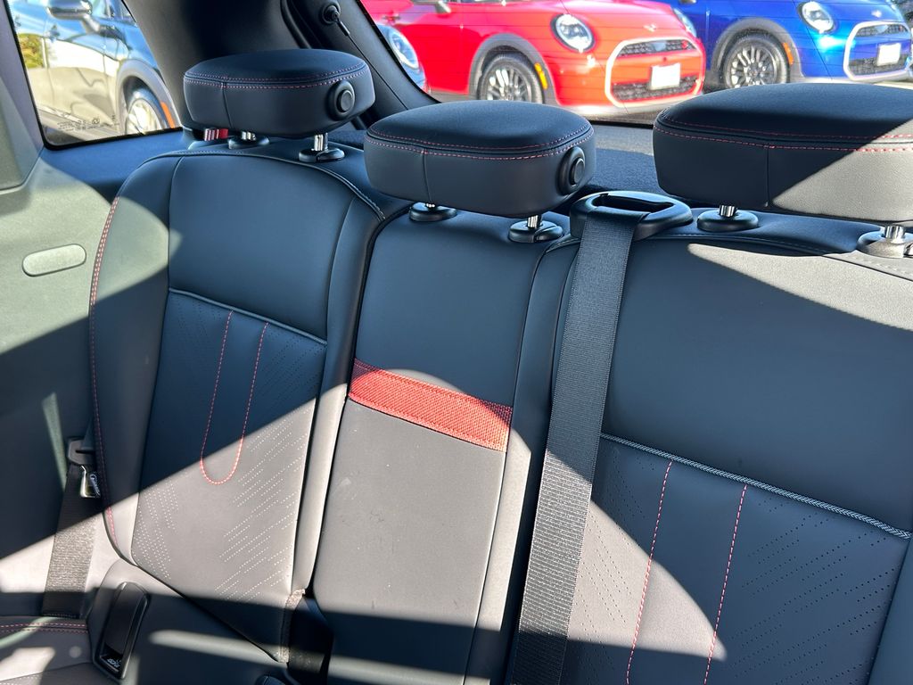 Thumbnail: 2026 MINI Cooper - 31