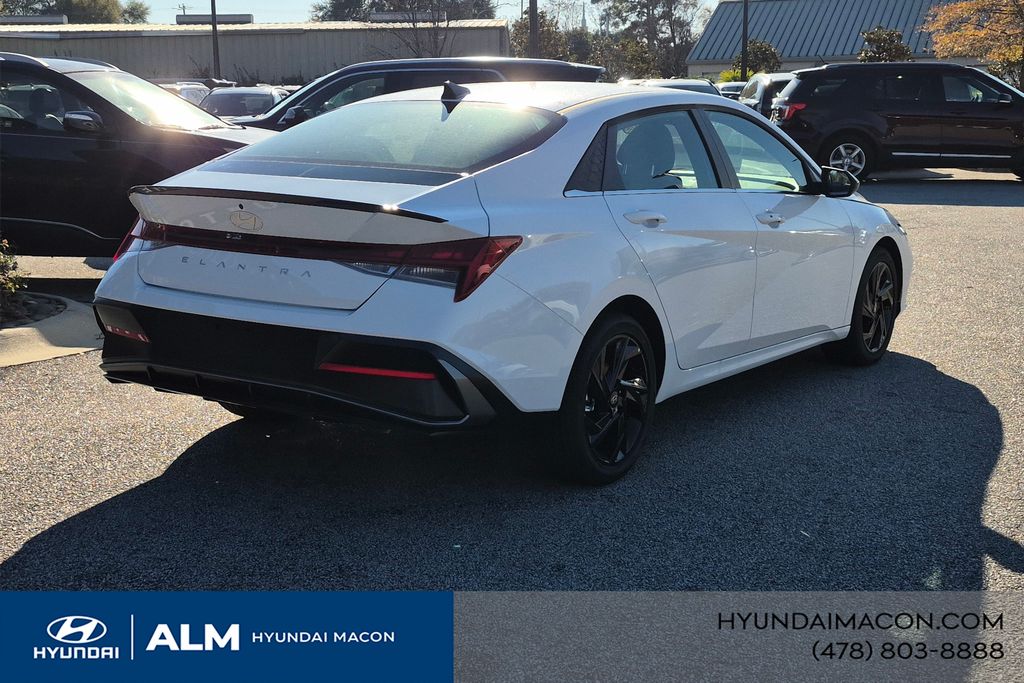 New 2026 White HYUNDAI SEL Sport Plus image 6