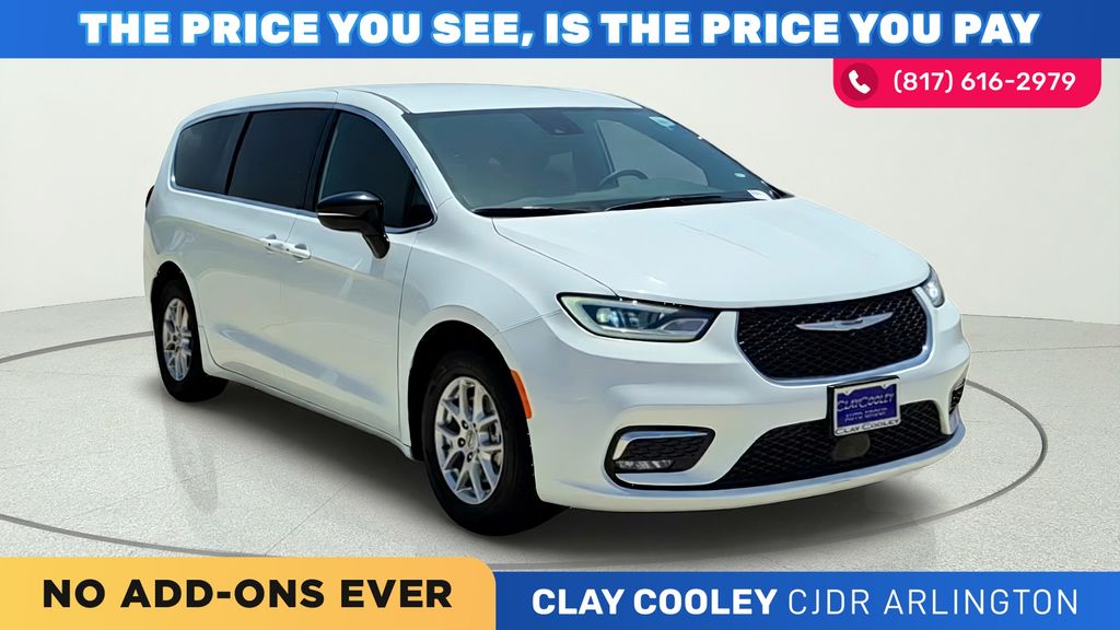 Bright White Clearcoat 2025 Chrysler Pacifica Minivan Front-Wheel Drive 9-Speed Automatic