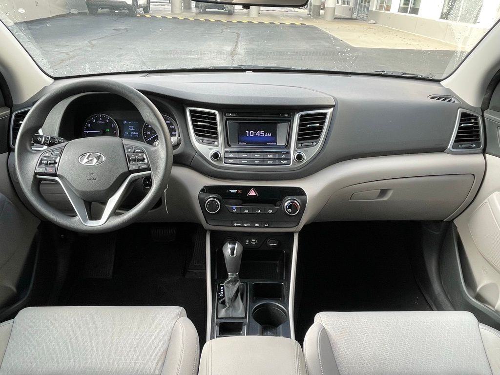 Thumbnail: 2016 Hyundai Tucson - 5