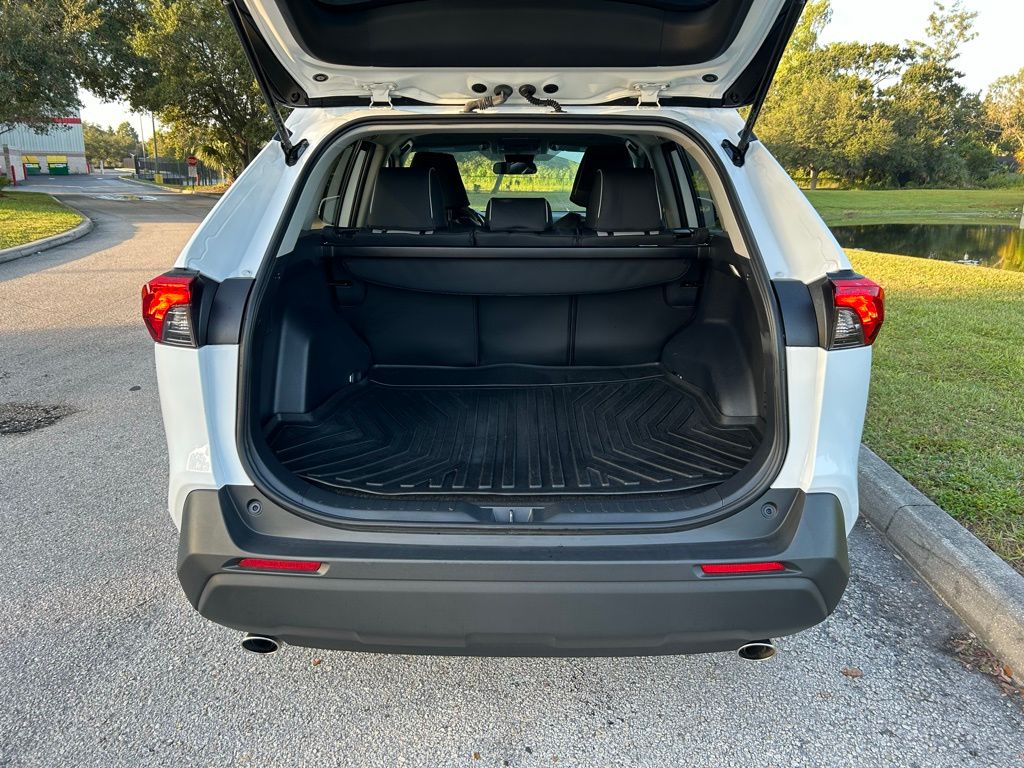 Thumbnail: 2024 Toyota RAV4 - 10