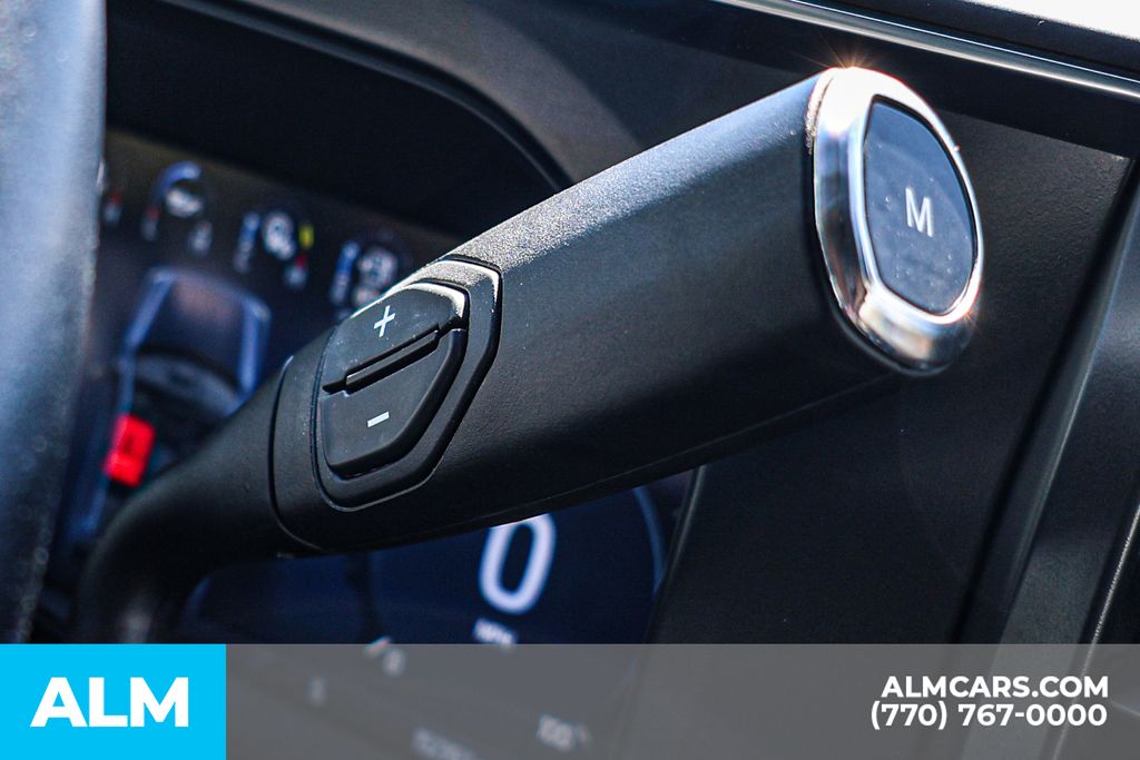 Used 2025 Black Ford Platinum image 31