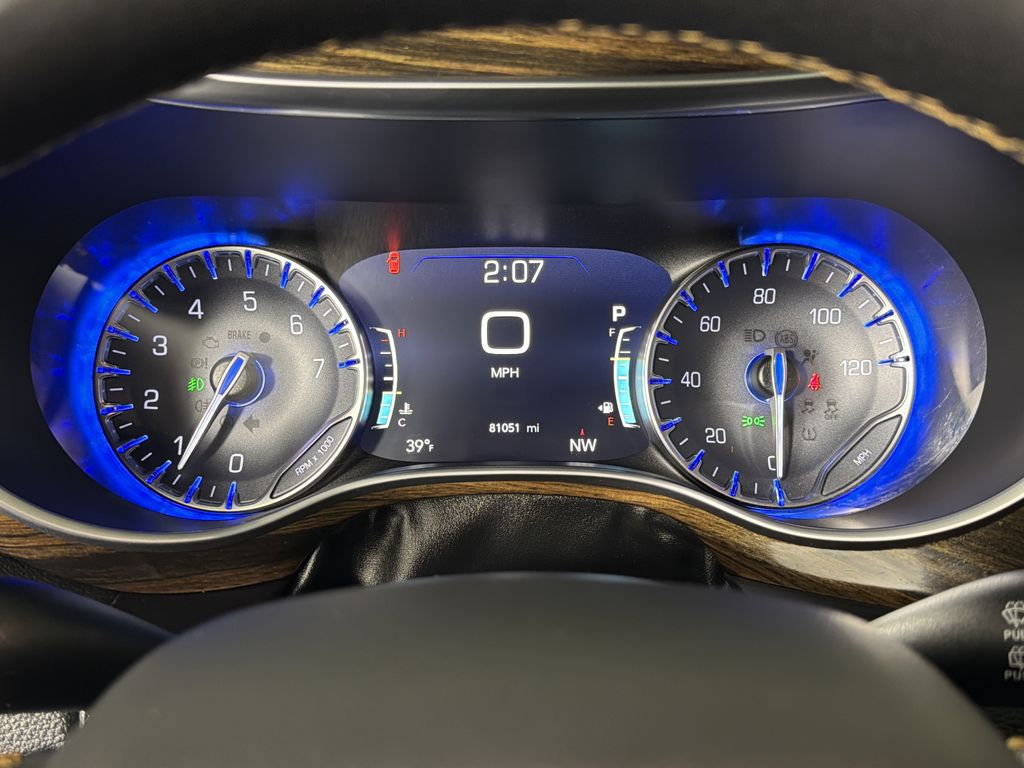 used 2021 Chrysler Pacifica car, priced at $27,500